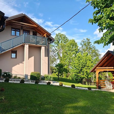 Apartment Sara Rakovica Εξωτερικό φωτογραφία