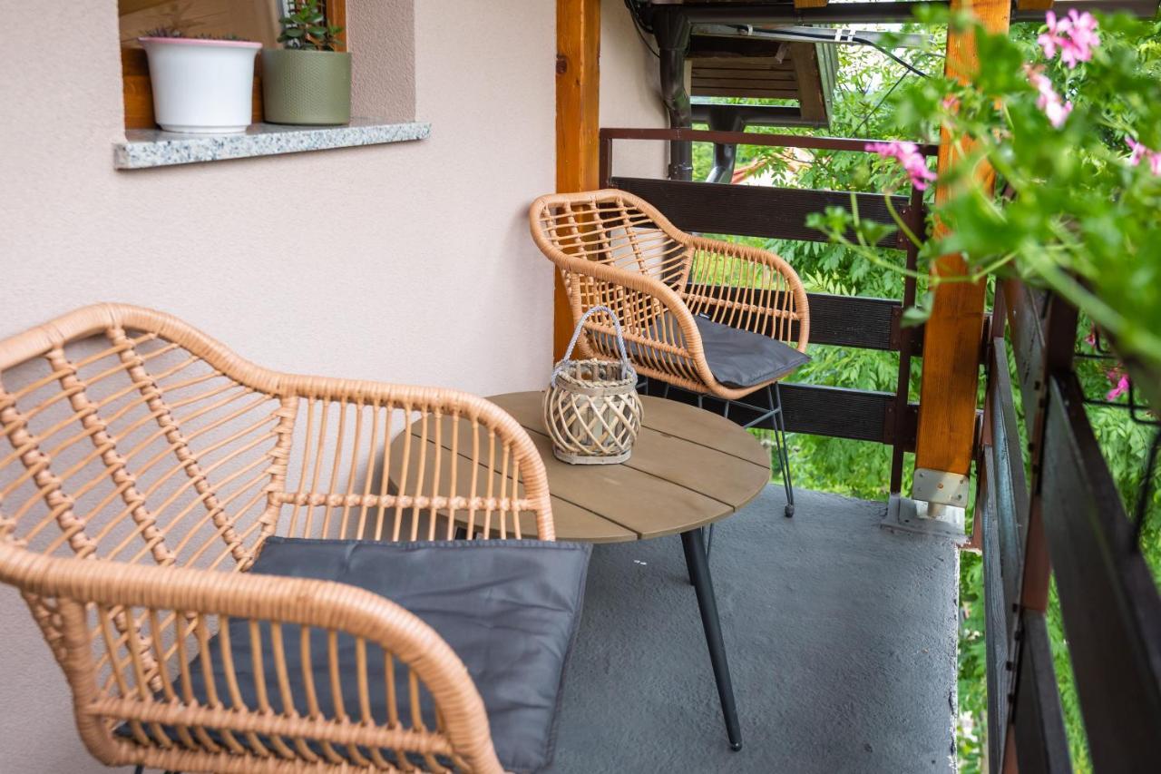 Apartment Sara Rakovica Εξωτερικό φωτογραφία